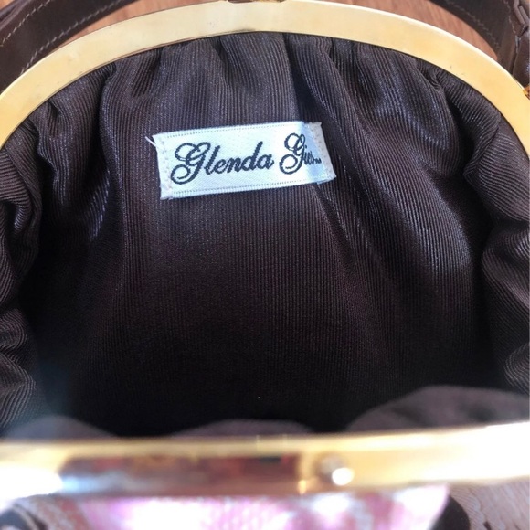 Glenda gies mini Chloe - Picture 3 of 5